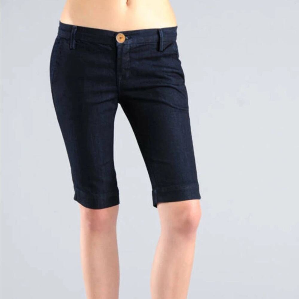 J Brand Walking Denim Bermuda Shorts Indigo 71412 Size 29